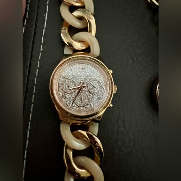 Michael Kors Gold chronograph rhinestone face Chain Link Watch - Picture 1 of 3